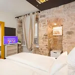 Konukevi Luxury Bajamonti Split