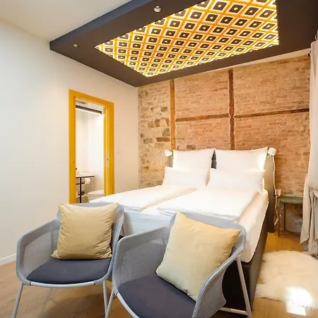 Luxury Bajamonti Pensionat