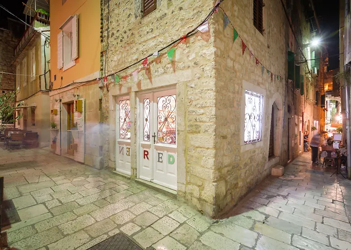 Luxury Bajamonti Guest house 4*