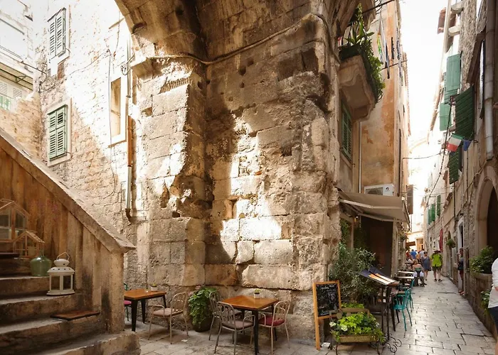 Guest house Luxury Bajamonti Split