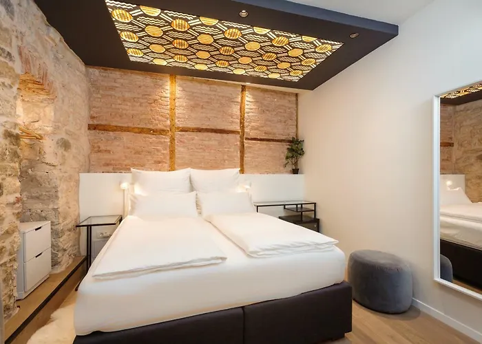 Luxury Bajamonti 4* ספליט