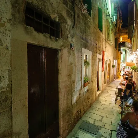 Luxury Bajamonti ゲストハウス スプリト